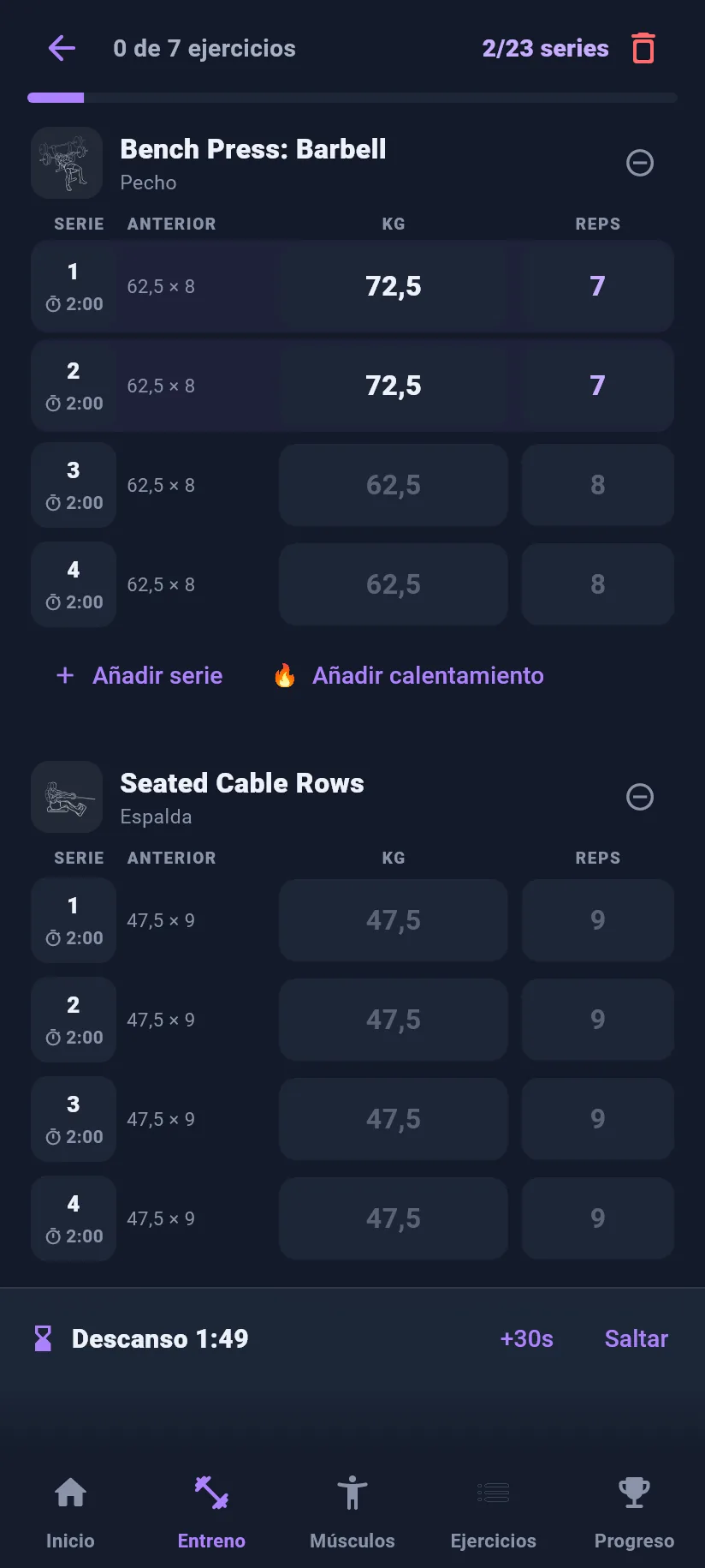 Un entreno en curso en Kilogain con series, peso y repeticiones